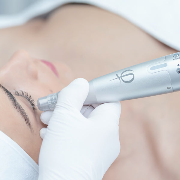 Augenlidstraffung ohne OP für natürliche Hautverjüngung ohne chirurgischen Eingriff bei Belmon Look Karlsruhe